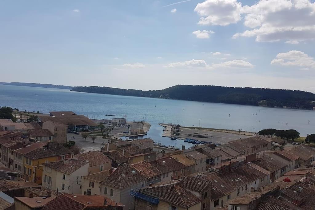 Appartement Au Coeur De Saint Chamas Extérieur photo